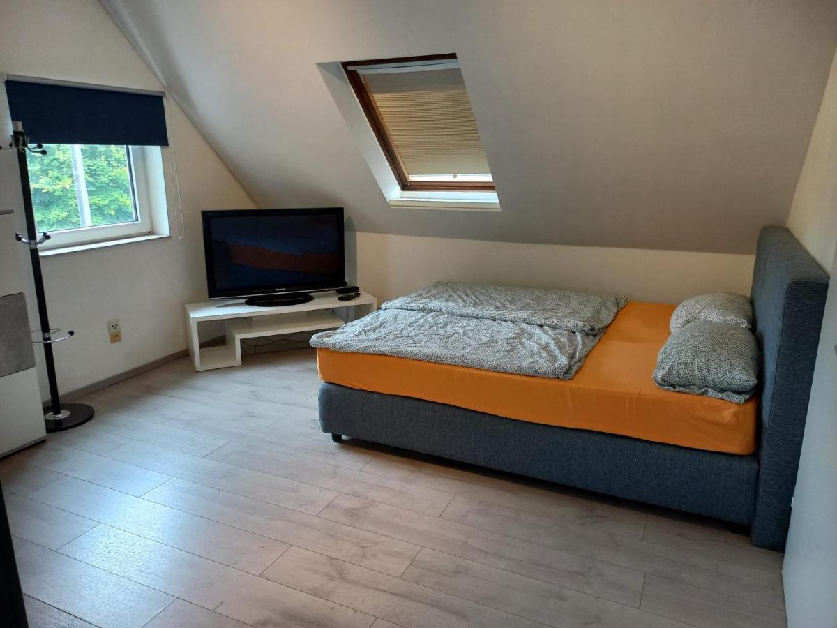Apartmenthaus Am Rennplatz Бремен Экстерьер фото